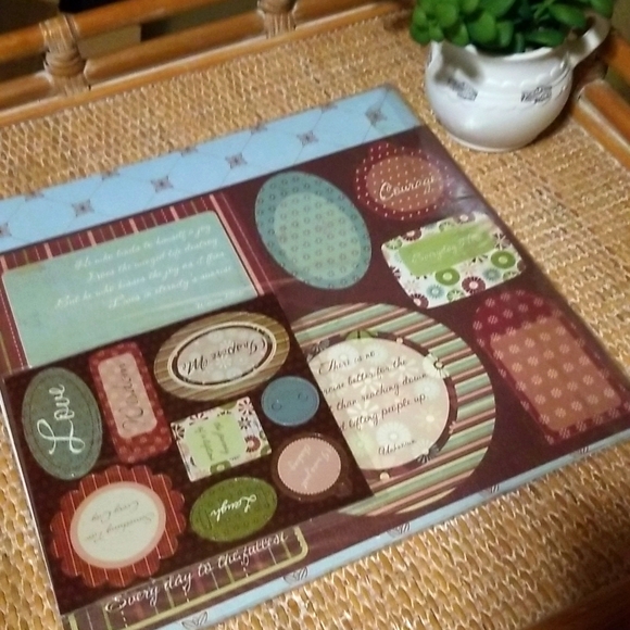 " My Life" scrapbooking kit - Picture 1 of 3